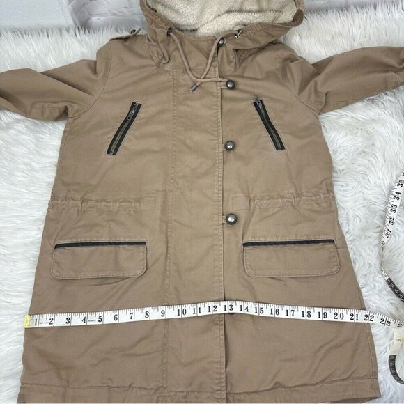 Calvin Klein Women’s Tan Hooded Sherpa Mid-Length Coastal Parka Coat S/C41 - Picture 15 of 16